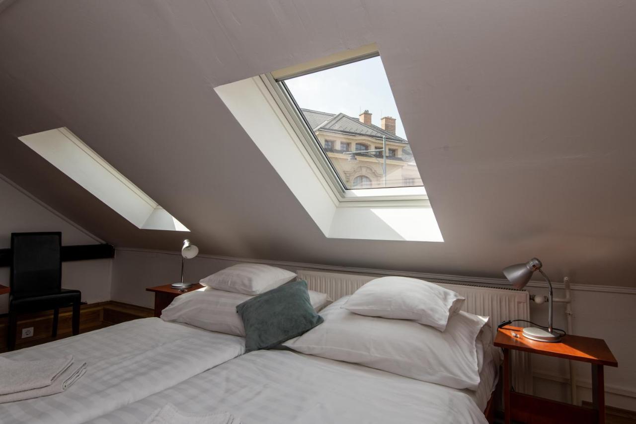 Fenyes Vinorium Bed & Breakfast Sopron Bagian luar foto