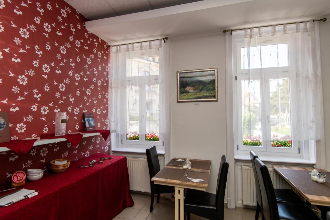 Fenyes Vinorium Bed & Breakfast Sopron Bagian luar foto